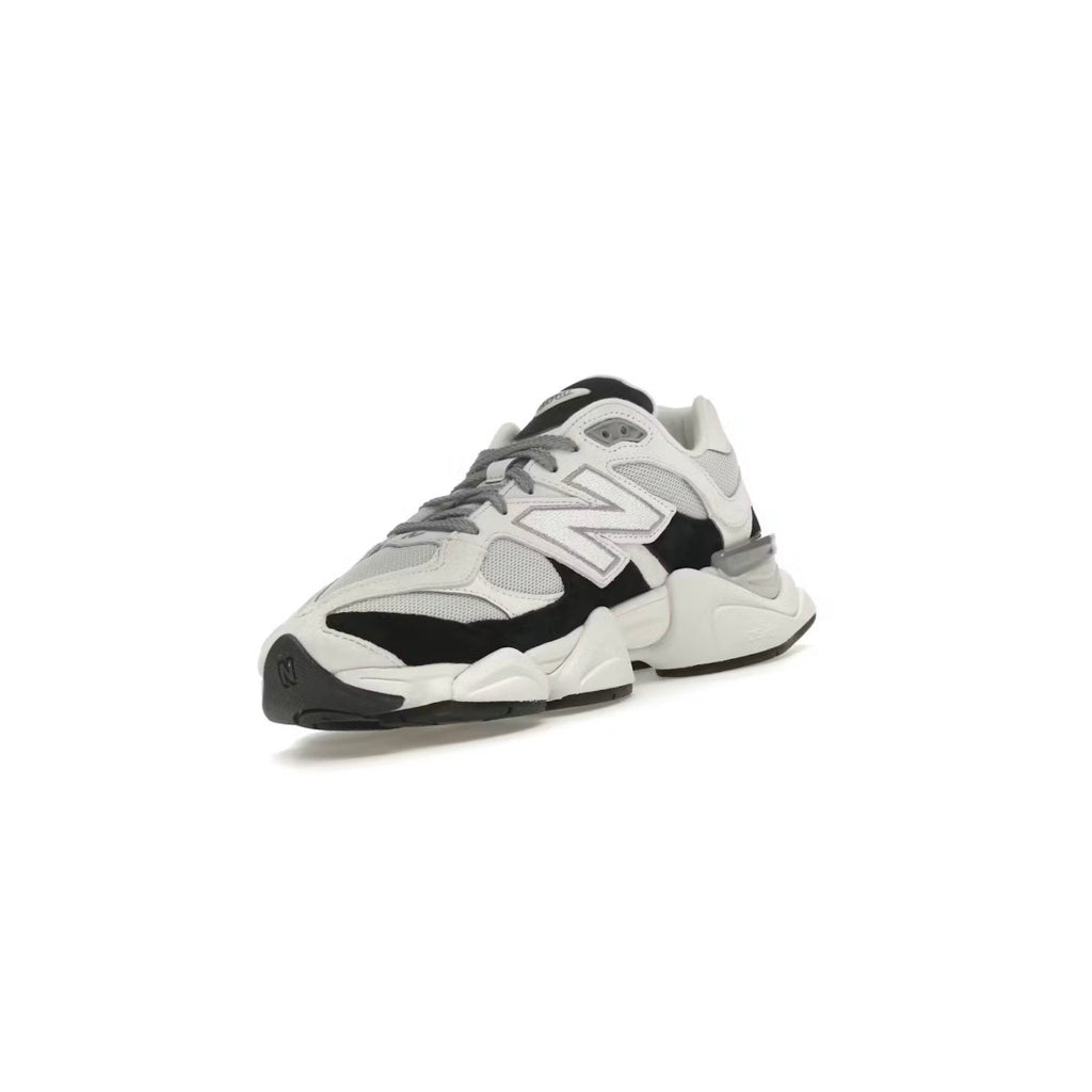 NB 9060 Gris / Noir de Jais